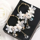 💧 Boucles d’Oreilles Goutte d’Eau en Acrylique – Cristal & Fleurs Élégantes ✨