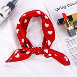 🧣 Petit Foulard Carré en Satin Imprimé