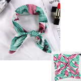 🧣 Petit Foulard Carré en Satin Imprimé