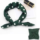 🧣 Petit Foulard Carré en Satin Imprimé