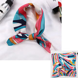 🧣 Petit Foulard Carré en Satin Imprimé