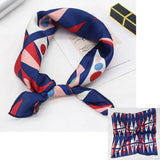 🧣 Petit Foulard Carré en Satin Imprimé
