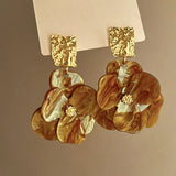 🌸 Boucles d’Oreilles Vintage en Acrylique – Pétales de Fleur Élégants & Luxe ✨