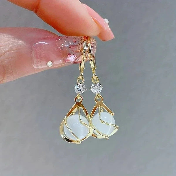 💛 Boucles d’Oreilles Pendantes Créoles Or Vintage – Chic & Fantaisie ✨