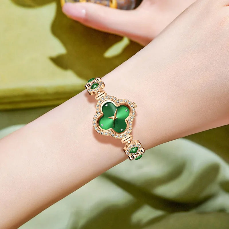 Montre élégante  de luxe