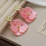 🌸 Boucles d’Oreilles Vintage en Acrylique – Pétales de Fleur Élégants & Luxe ✨