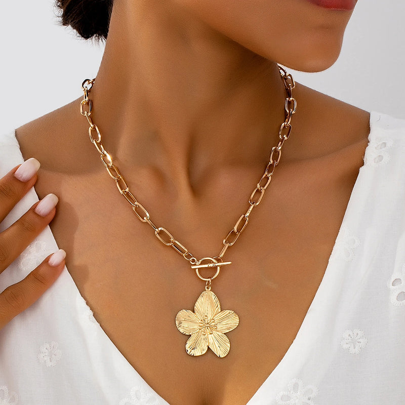 🌸 Collier Pendentif Fleur Bauhinia Rétro – Élégance Simple & Intemporelle ✨