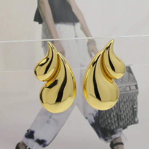 💛 Boucles d’Oreilles Goutte d’Eau Doubles – Élégance Vintage Minimaliste ✨