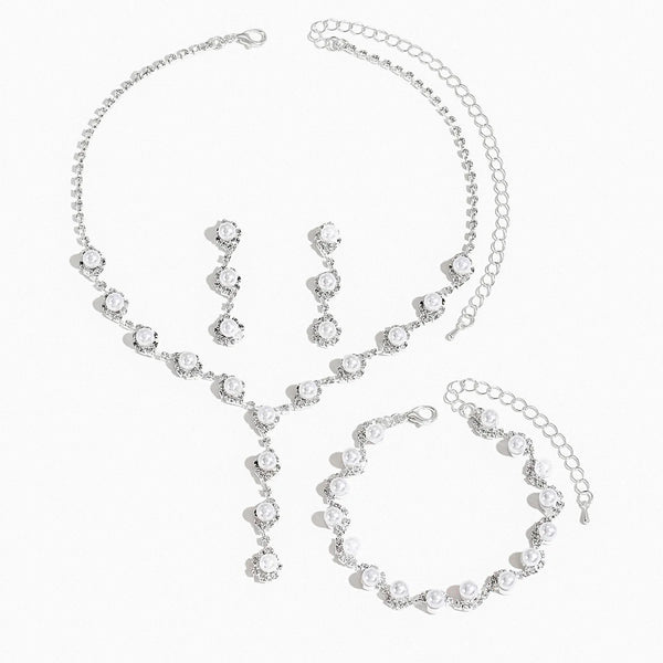 💎 Bijoux Tendance Femme – Collier Perles avec Pampilles Strass