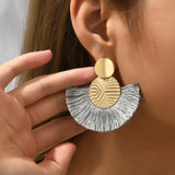 ✨ Boucles d’Oreilles Femme Bohème Chic – Pendants Franges Blancs Élégants 🤍