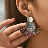✨ Boucles d’Oreilles Femme Bohème Chic – Pendants Franges Blancs Élégants 🤍