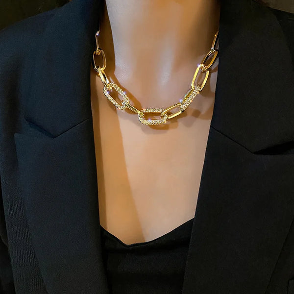 🔥 Collier Métro Fashion – Chaîne Cuban Link Simple & Moderne