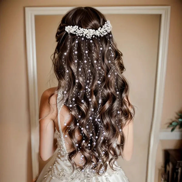 🌿 Peigne Élégant Femme – Bijou Cheveux Mariage Perles & Pompon