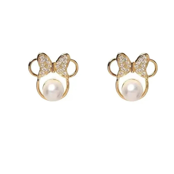 🐭 Boucles d’Oreilles Tendance Mickey & Papillon – Style Minimaliste Chic