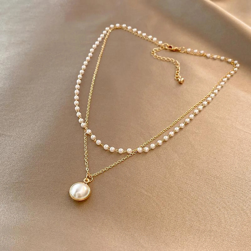 ✨ Ensemble Collier Multicouche à Grandes Perles Blanches – Style Rétro Chic 💎 Acier Titane Plaqué Or 18K pour Femme 👑