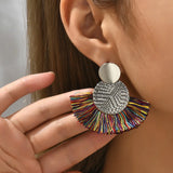 ✨ Boucles d’Oreilles Femme Bohème Chic – Pendants Franges Blancs Élégants 🤍