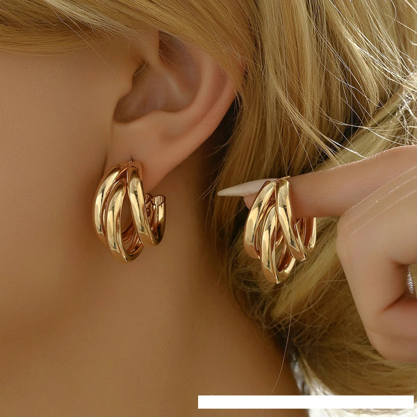 💛 Boucles d’Oreilles Circulaires en Métal Doré Vintage – Élégance & Luxe Géométrique ✨